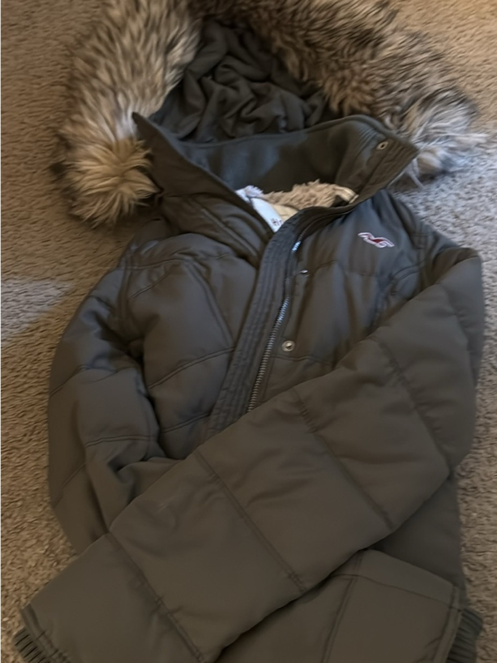 Hollister Girls' Olive Green Faux Fur Hooded Puffer Jacket